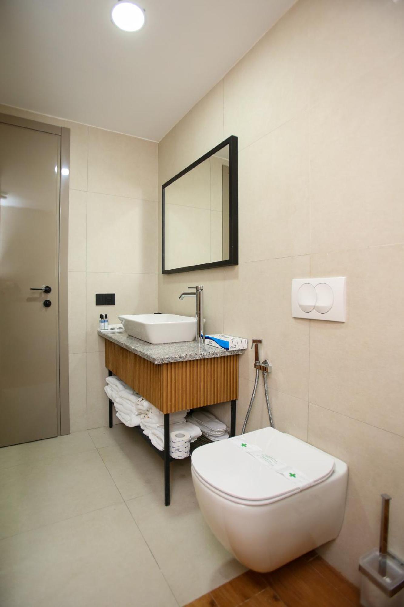 Belvedere Hotel & Spa Vlorë Buitenkant foto