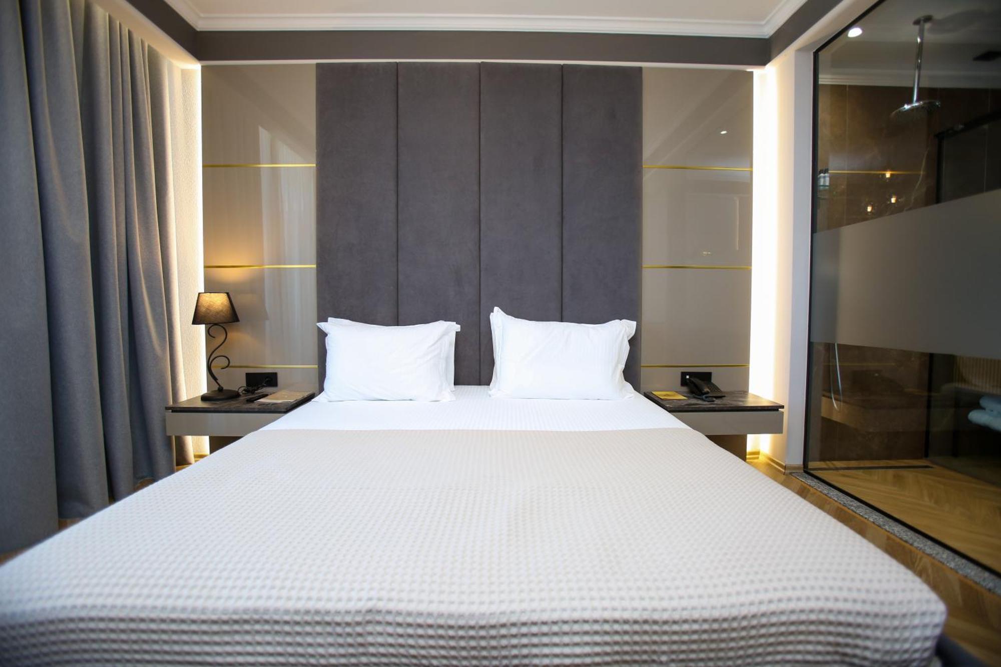 Belvedere Hotel & Spa Vlorë Buitenkant foto