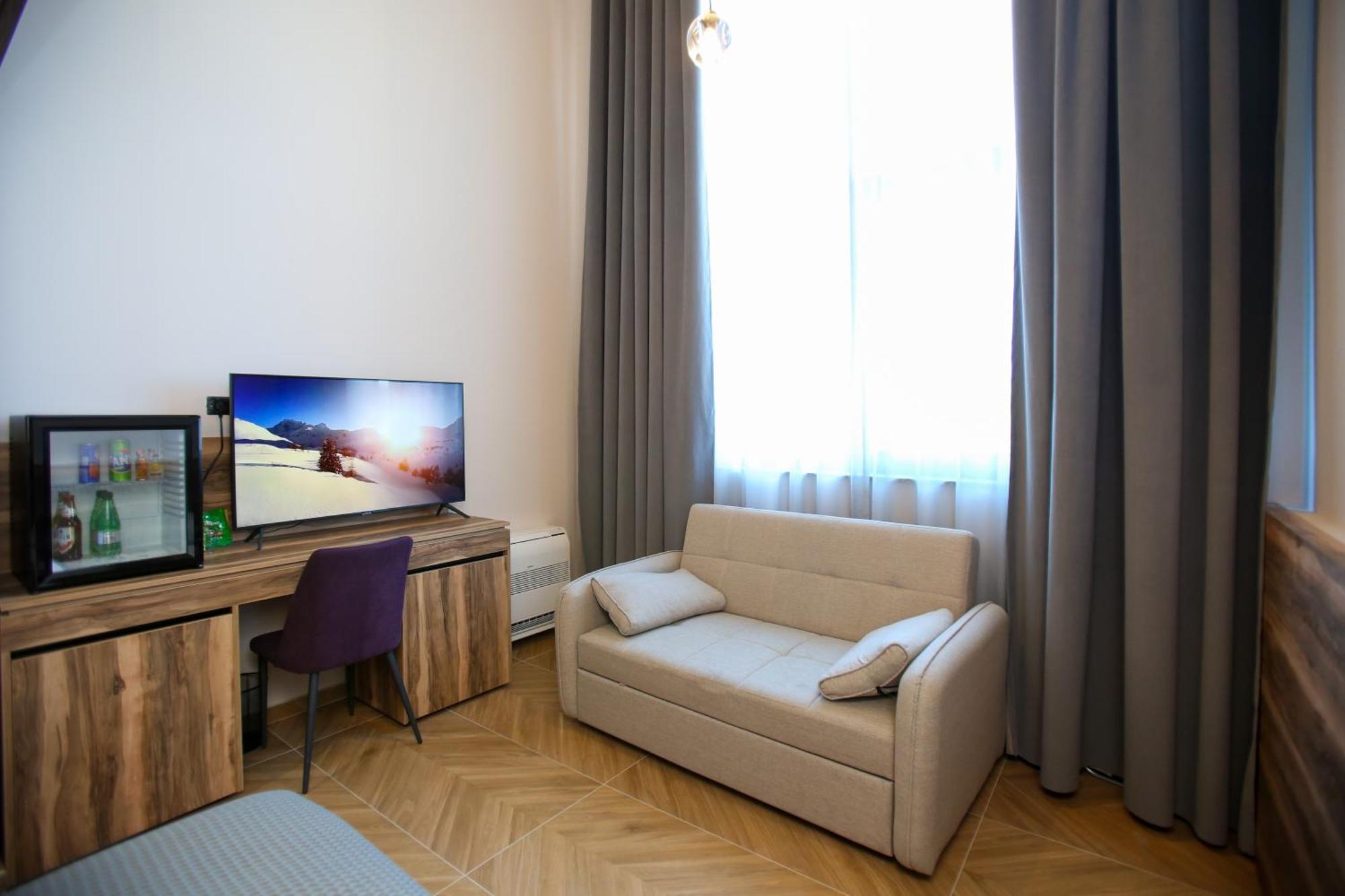Belvedere Hotel & Spa Vlorë Buitenkant foto