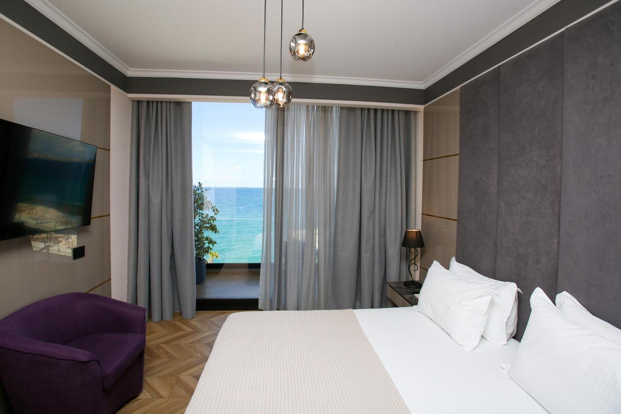 Belvedere Hotel & Spa Vlorë Buitenkant foto