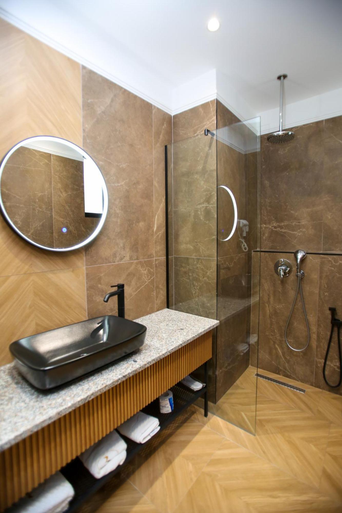 Belvedere Hotel & Spa Vlorë Buitenkant foto
